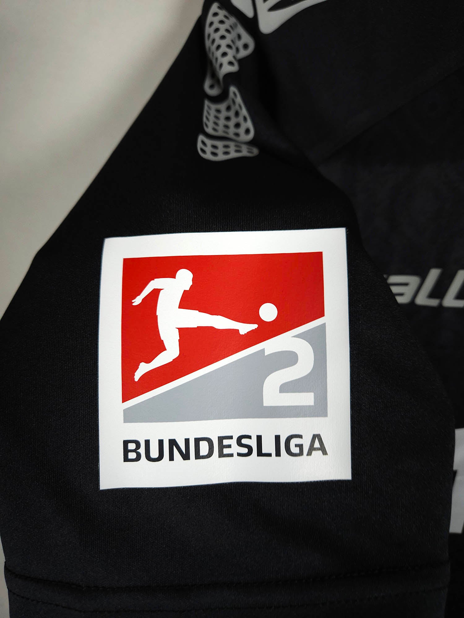 2023-24 Paderborn Thuisshirt