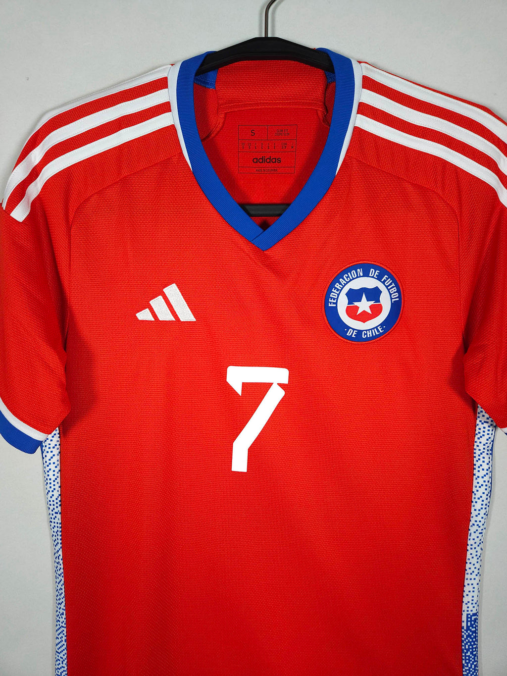 2022-23 Chile Home Shirt Alexis #7 - detailed view