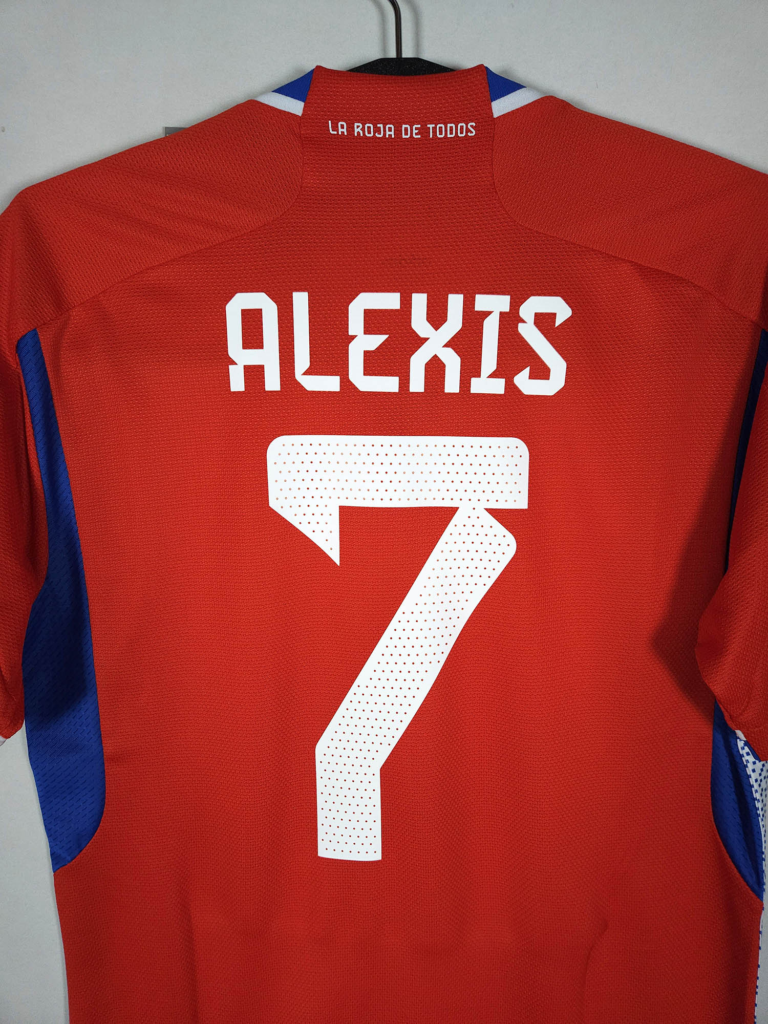 2022-23 Chili Thuisshirt Alexis #7