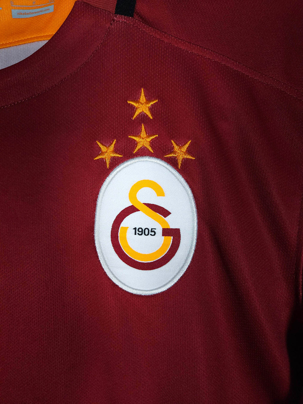 2015-16 Galatasaray Home Shirt