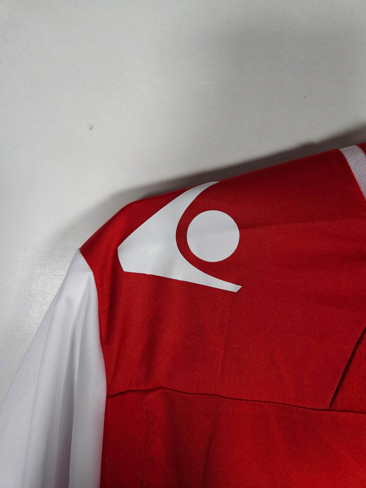 2013-14 AZ Home Shirt detailed view 2
