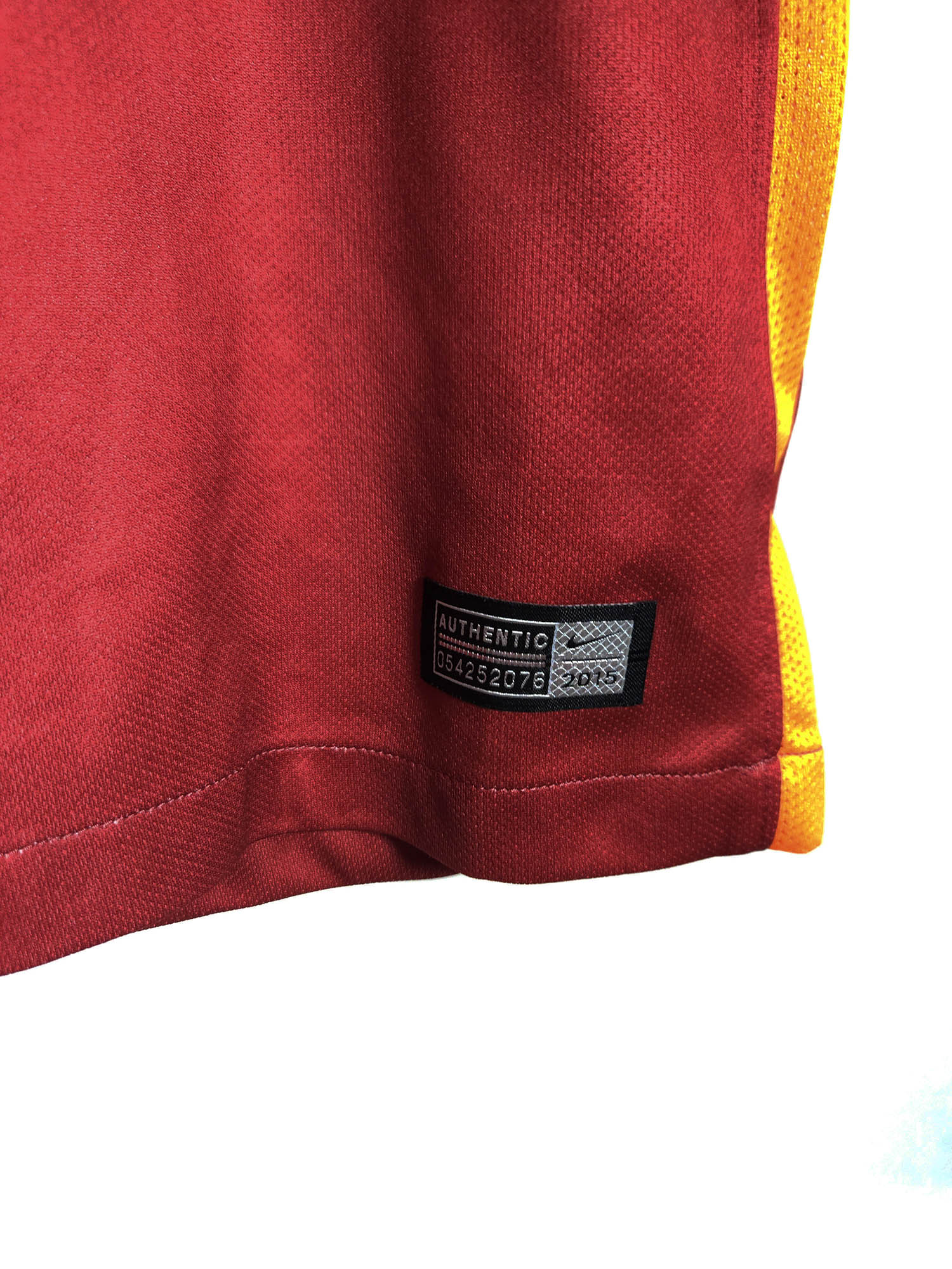 2015-16 Galatasaray Thuisshirt Sneijder #10