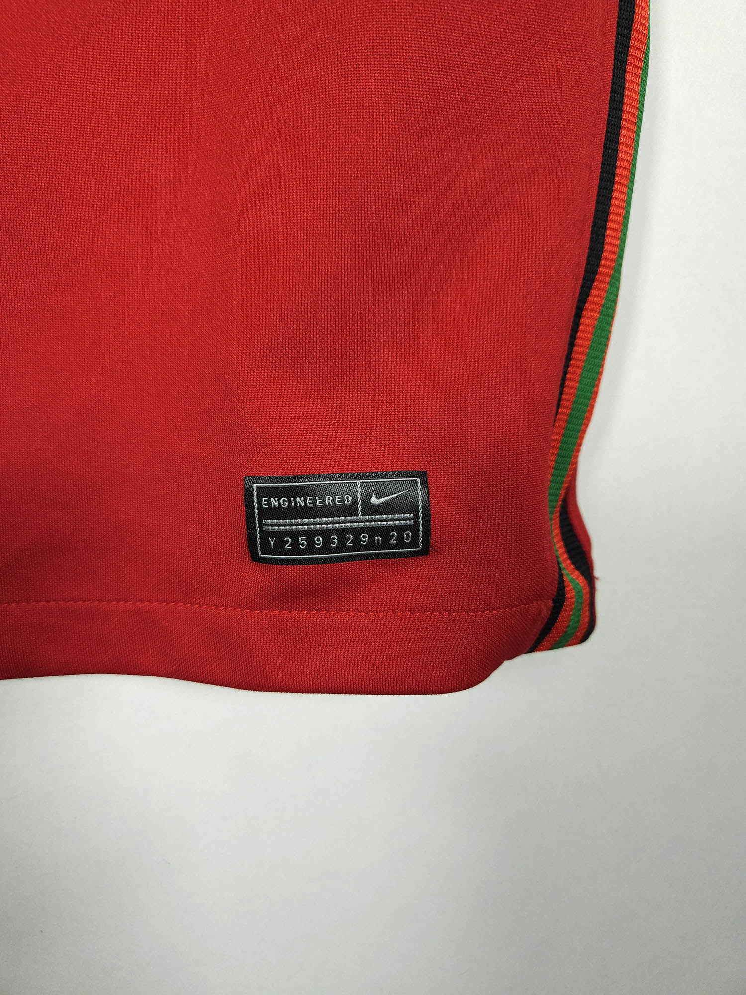2021-22 Portugal Home Shirt detailed view 2