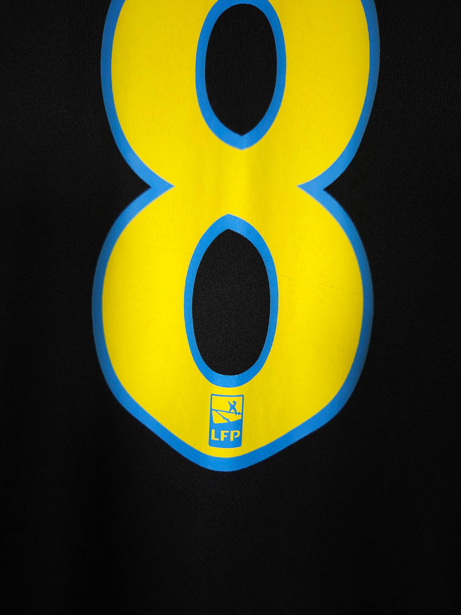 2010-11 Marseille Derde Shirt Lucho #8