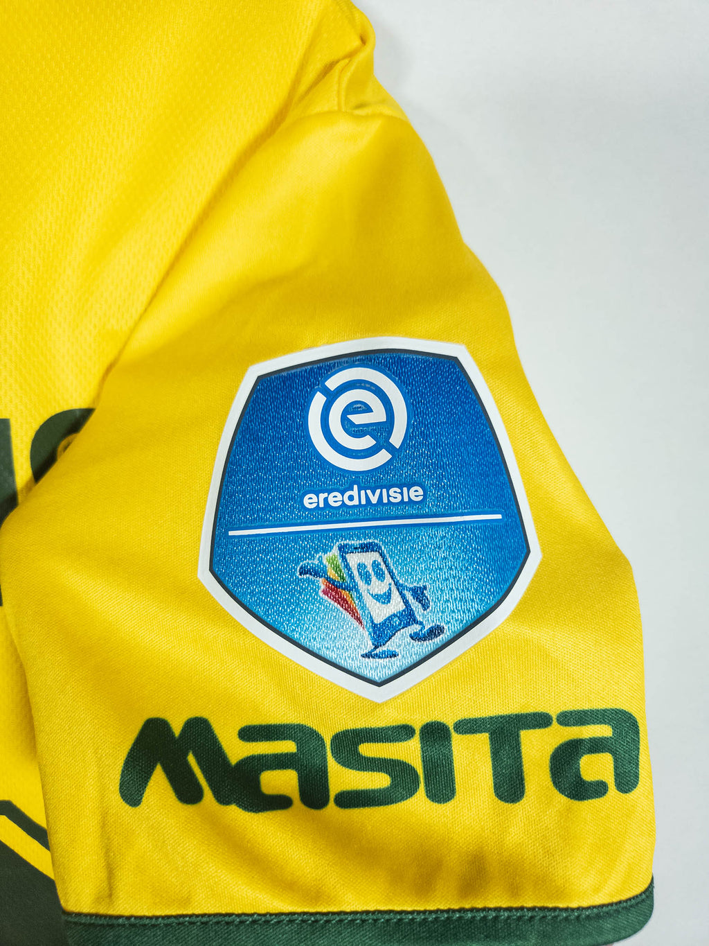 2020-21 Fortuna Sittard Home Shirt Seuntjens #10