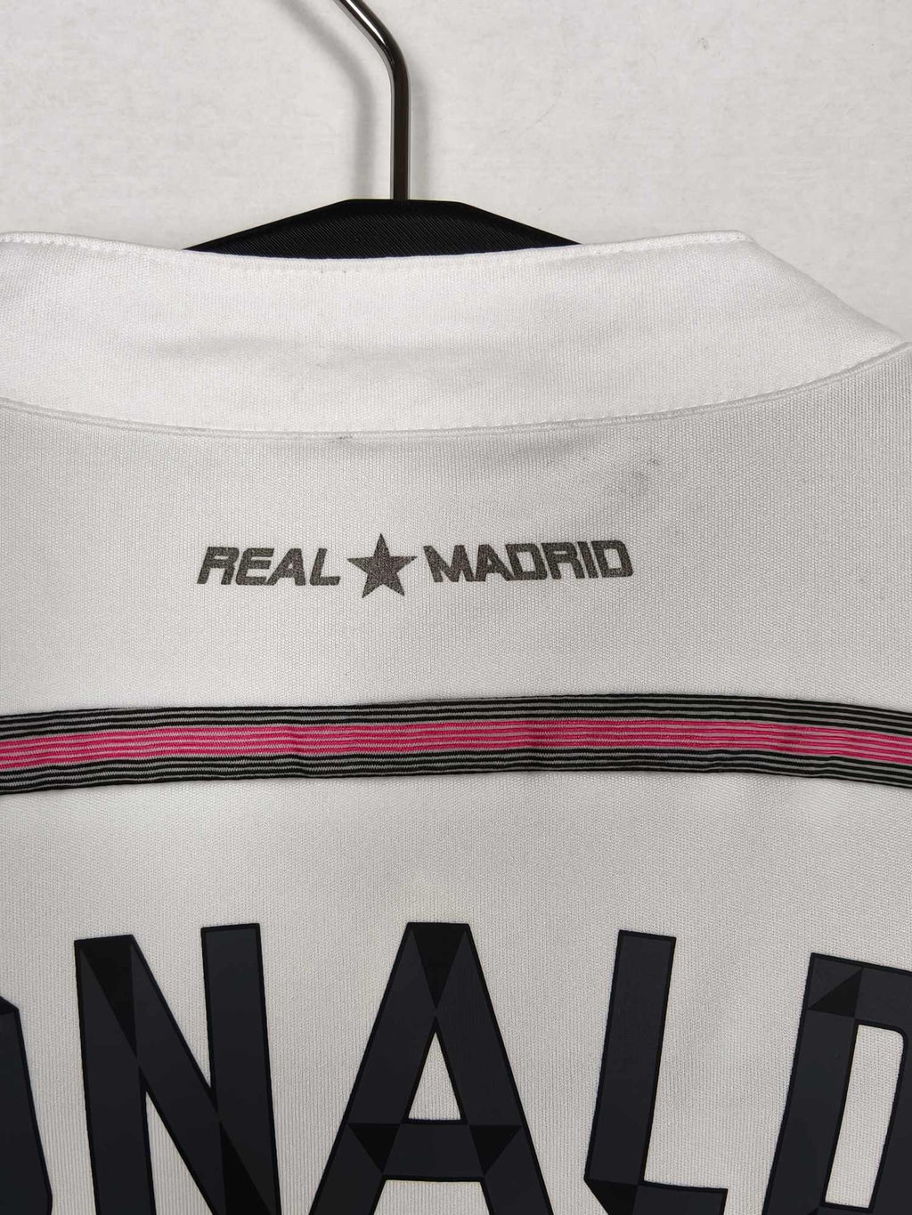 2014-15 Real Madrid Home Shirt Ronaldo #7 - detailed view
