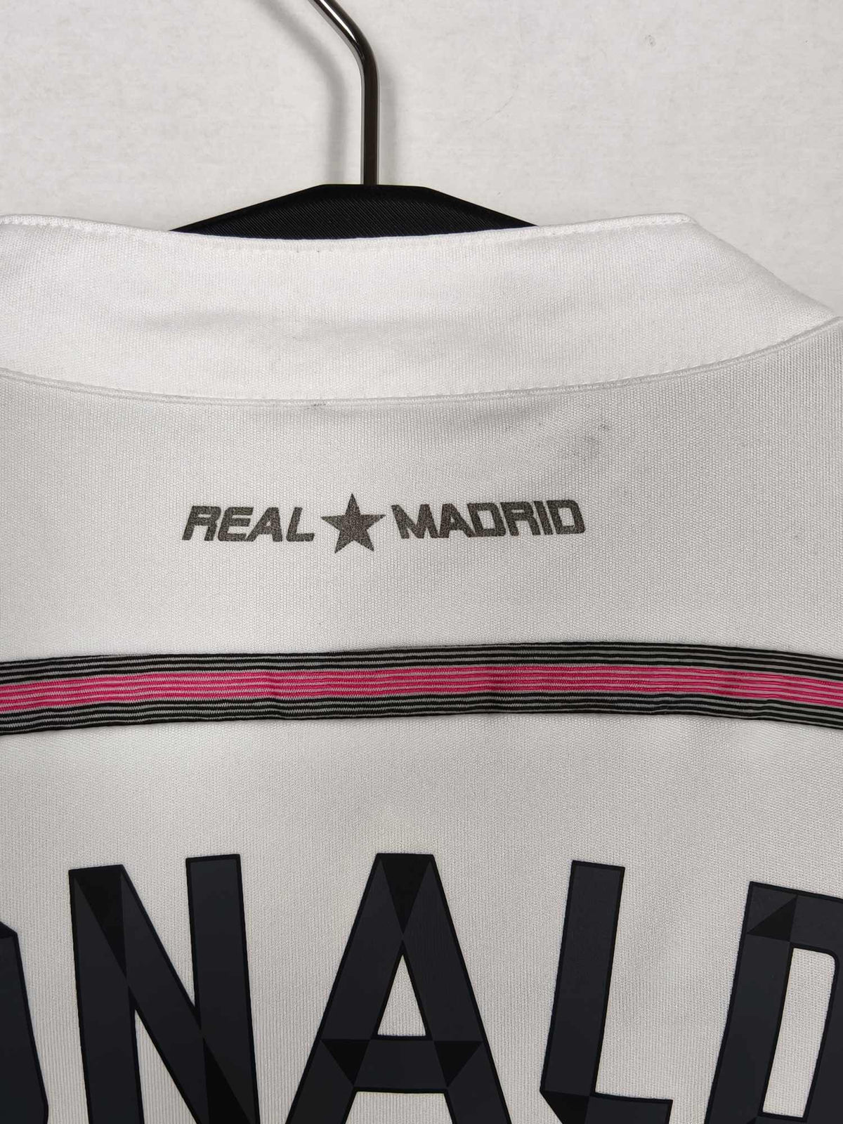 2014-15 Real Madrid Home Shirt Ronaldo #7 - detailed view