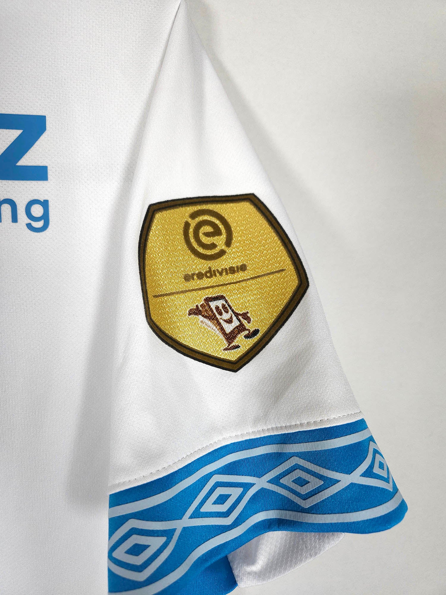 2018-19 PSV Away Shirt Bergwijn #17