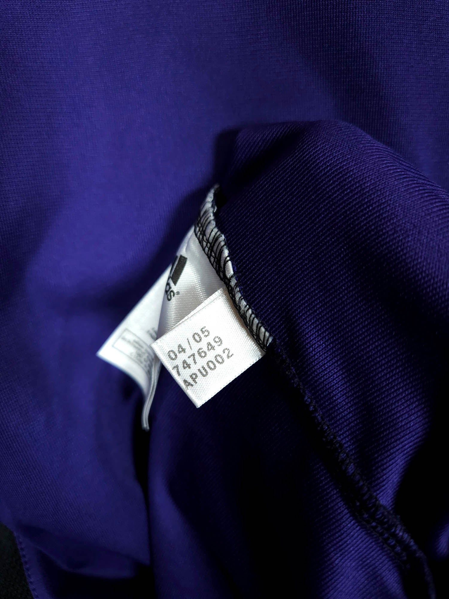 2005-06 Anderlecht Training Shirt detailed view 7