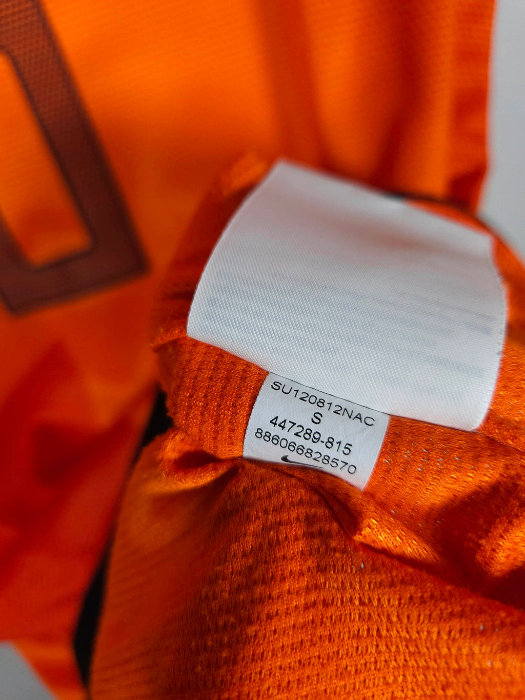 2012-13 Netherlands Home Shirt Sneijder #10 - detailed view