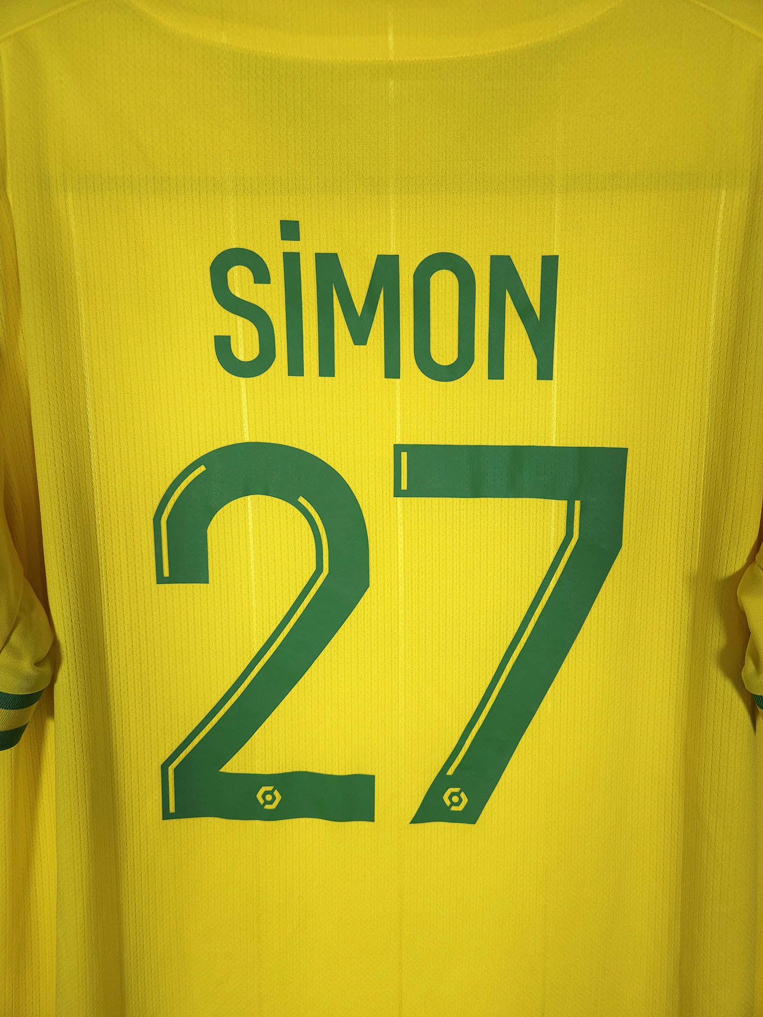 2023-24 Nantes Thuisshirt Simon #27