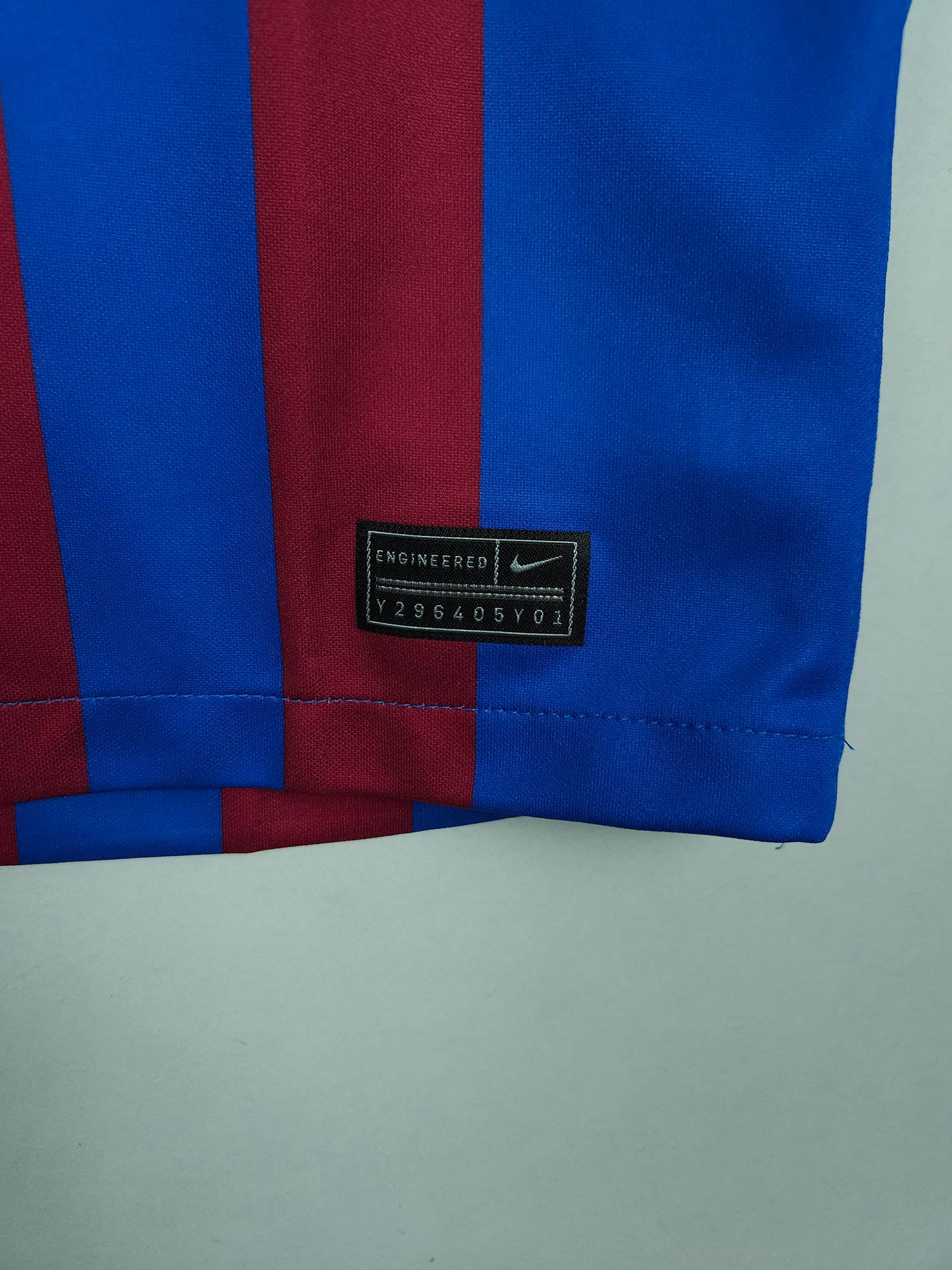 2021-22 Barcelona Thuisshirt Memphis #9