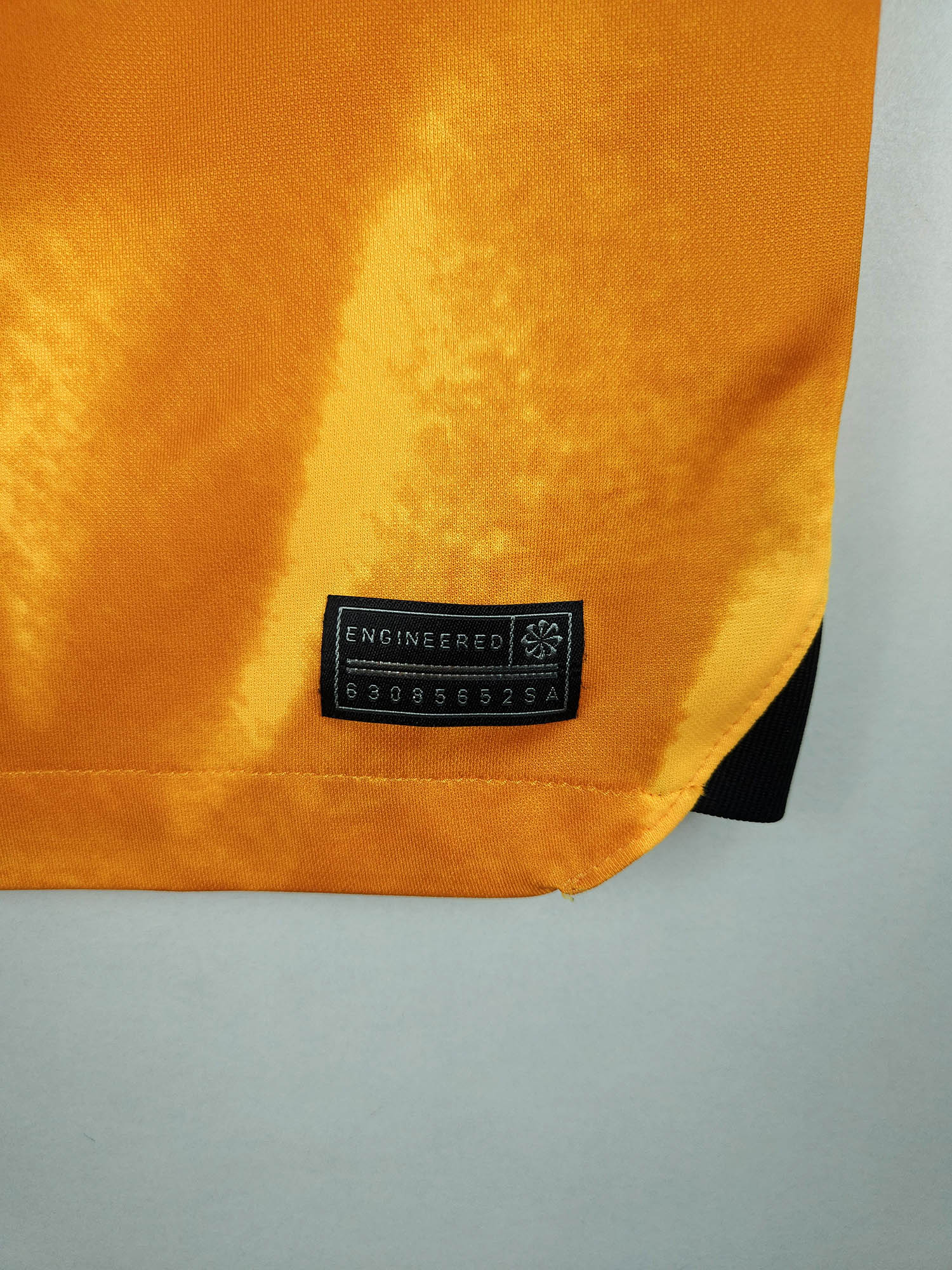 2022-23 Nederland Thuisshirt Memphis #10
