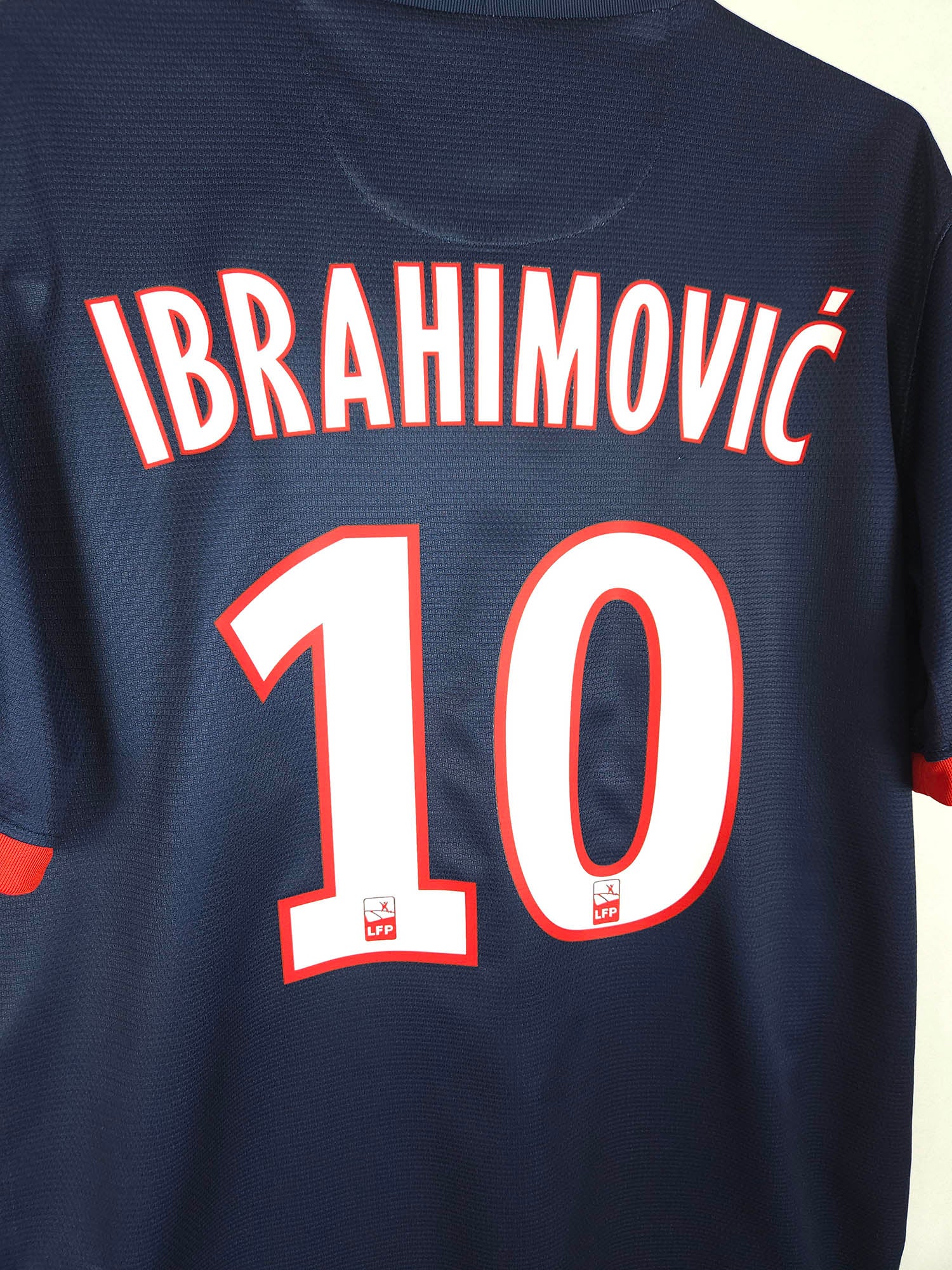 2013-14 Paris Saint-Germain Home Shirt Ibrahimovic #10
