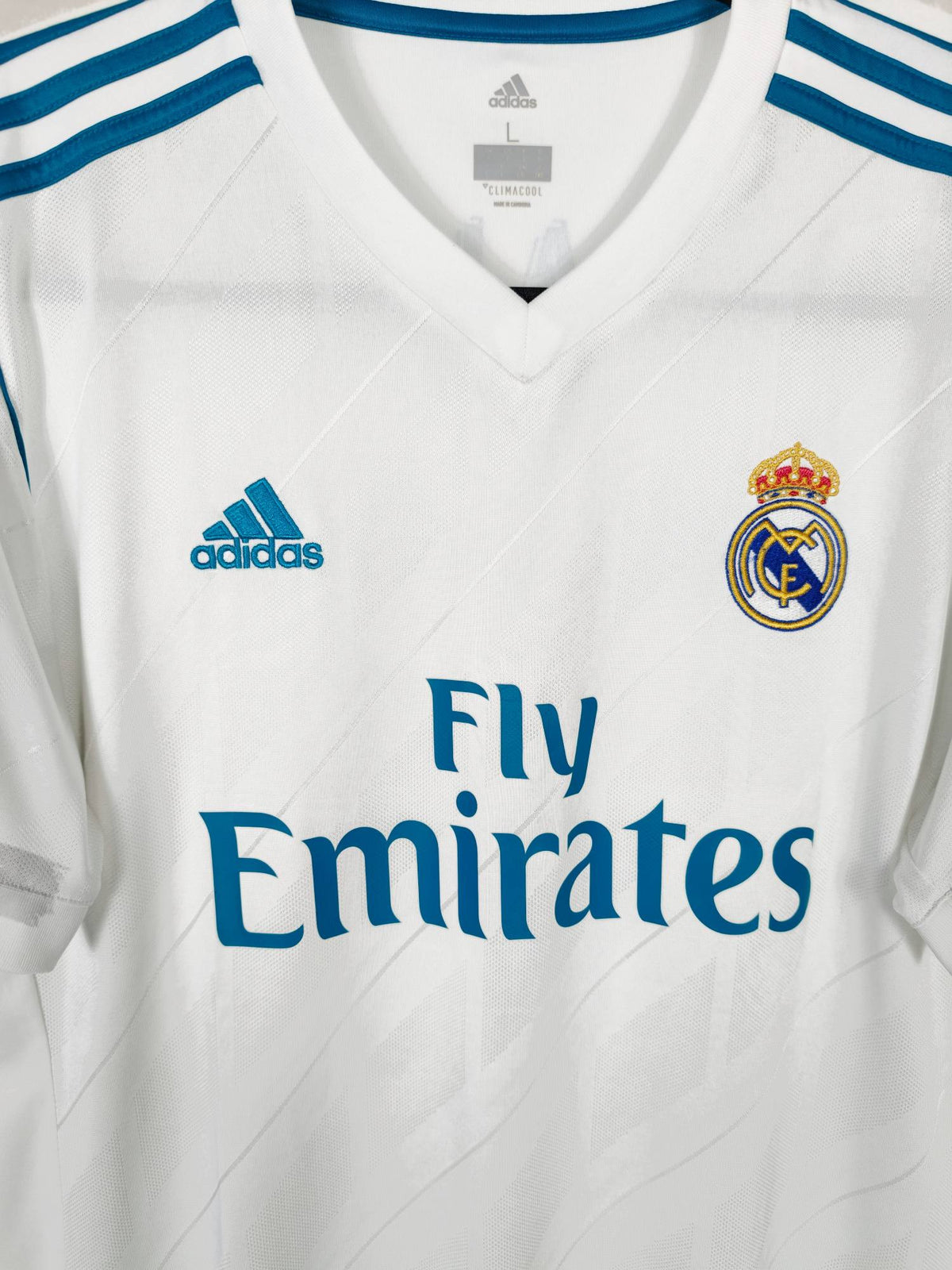 2017-18 Real Madrid Home Shirt Bale #11 - detailed view