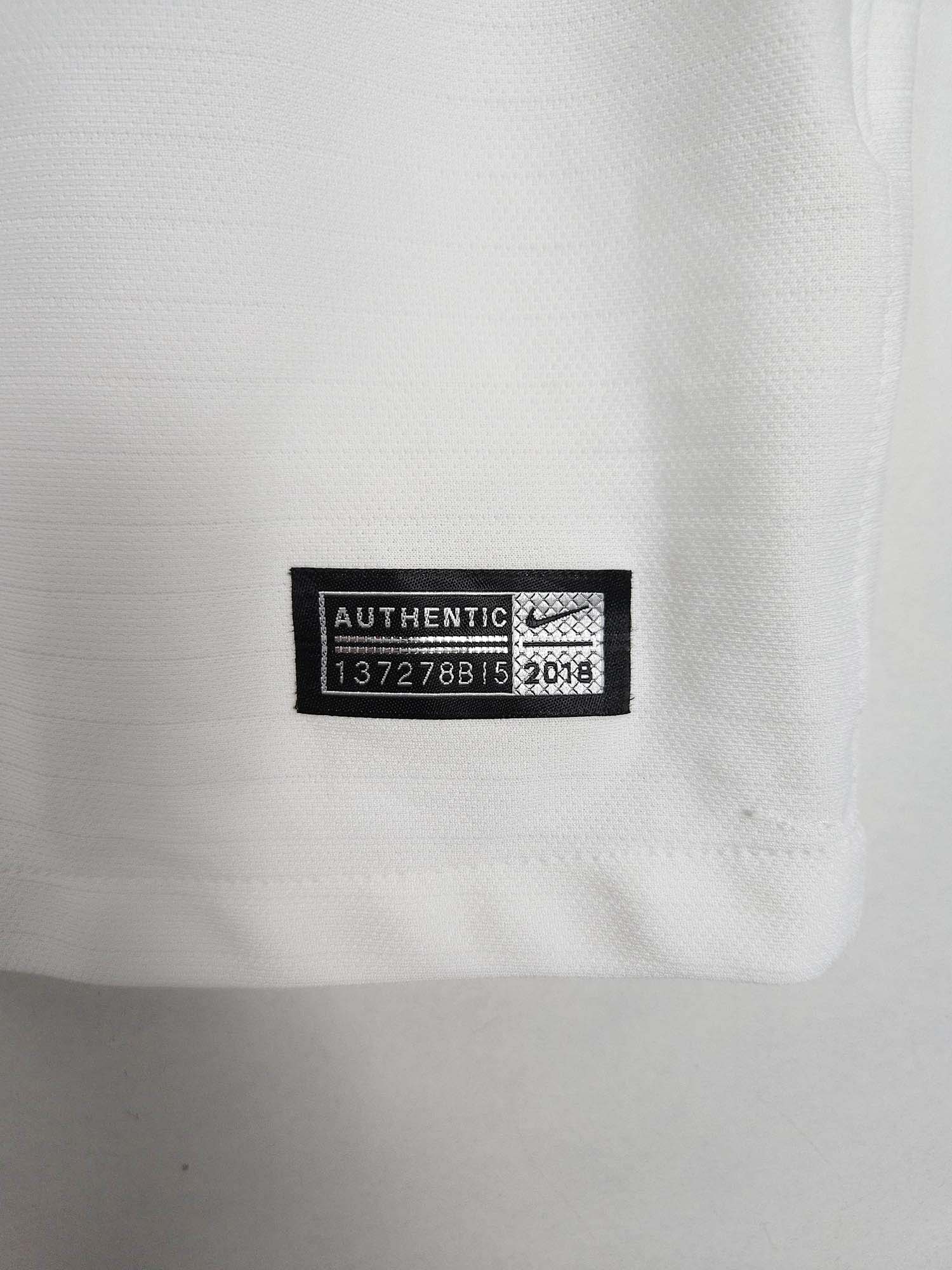 2018-19 Engeland thuisshirt