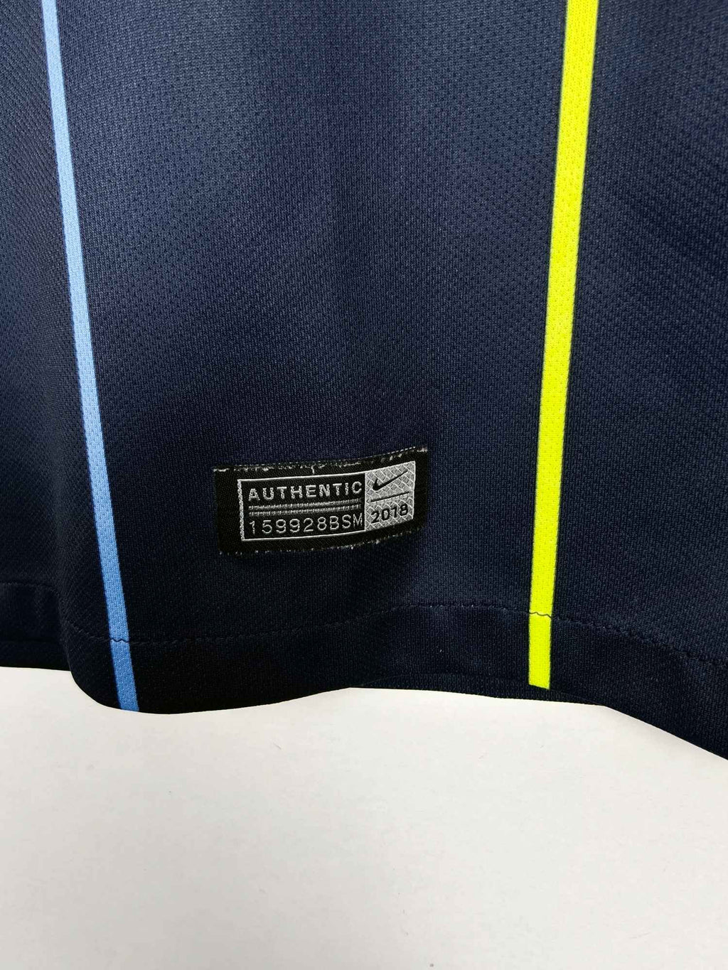 2018-19 Manchester City Away Shirt - detailed view