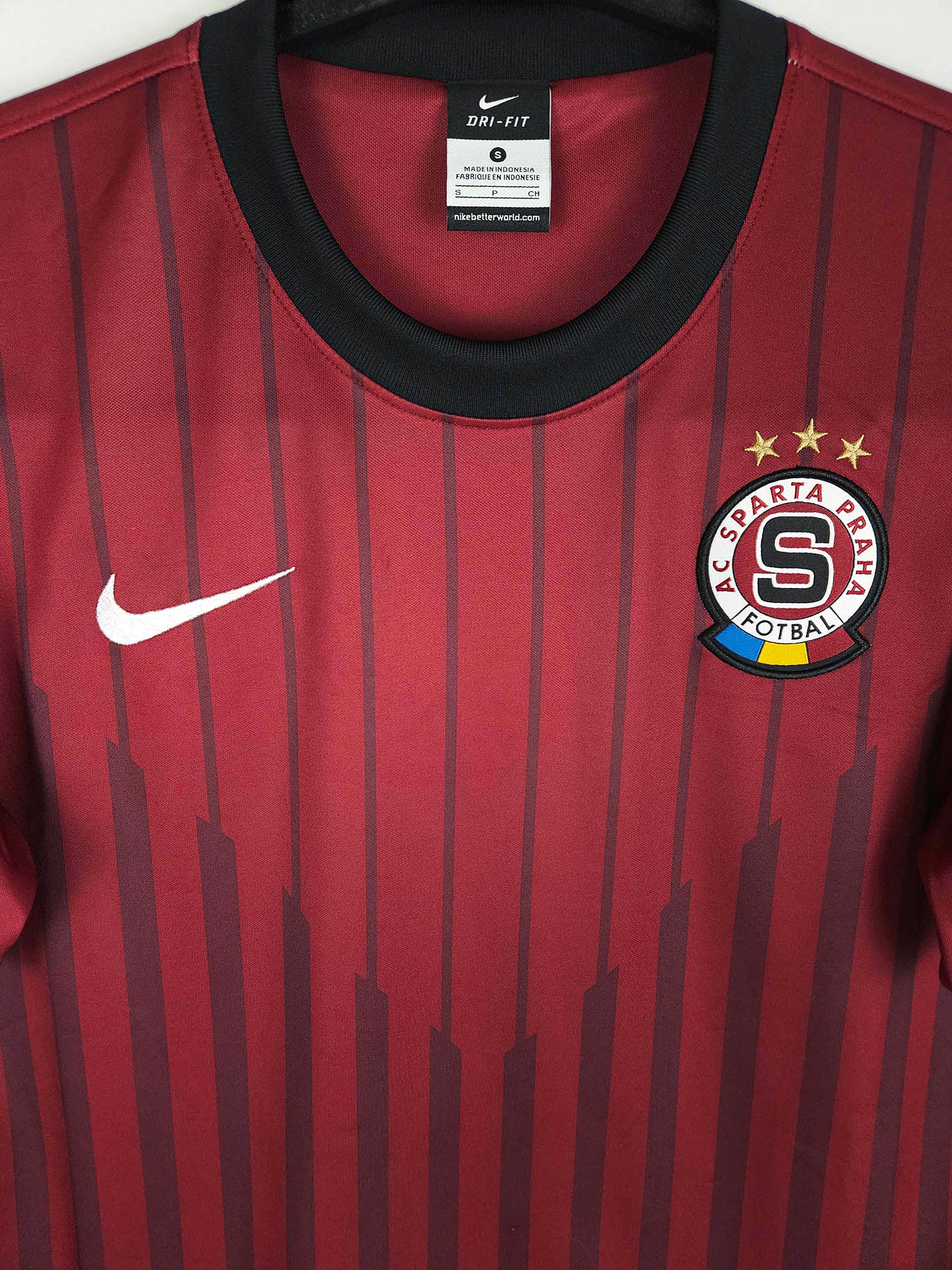 2011-12 Sparta Praha Home Shirt