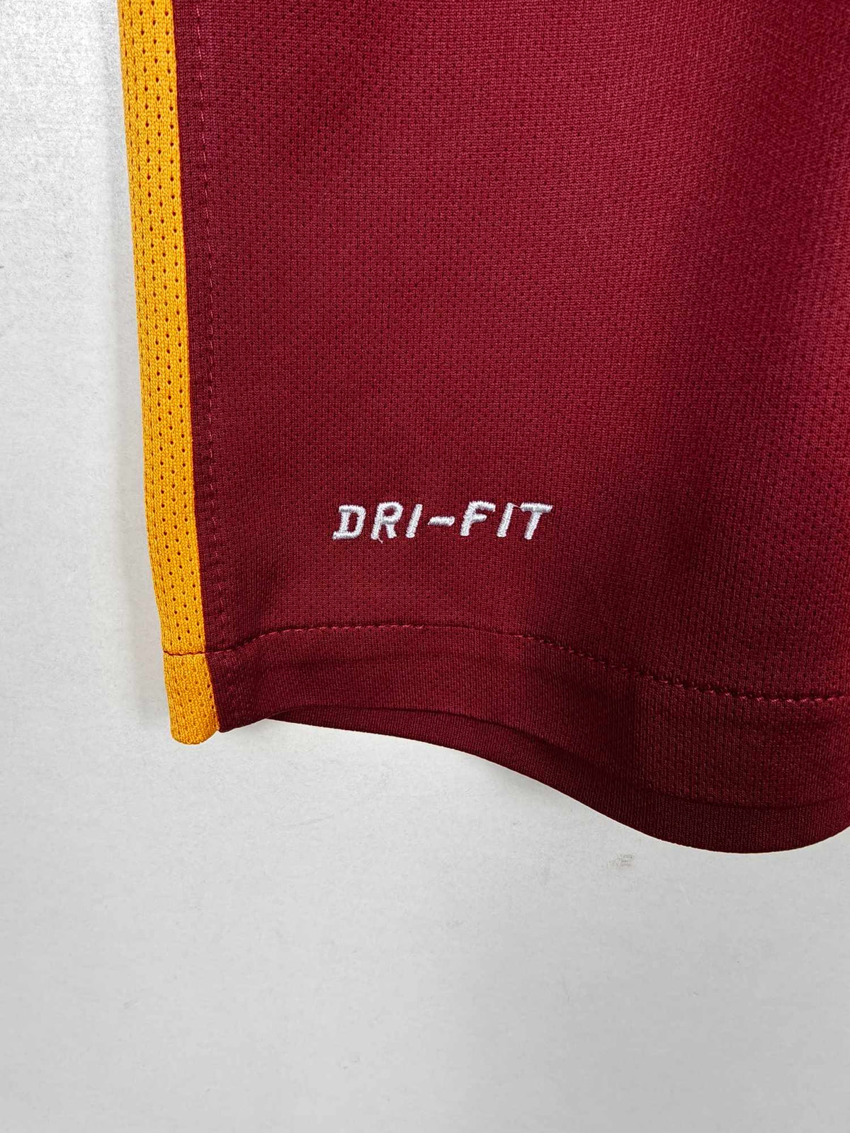 2015-16 AS Roma thuisshirt Totti #10 - detailfoto