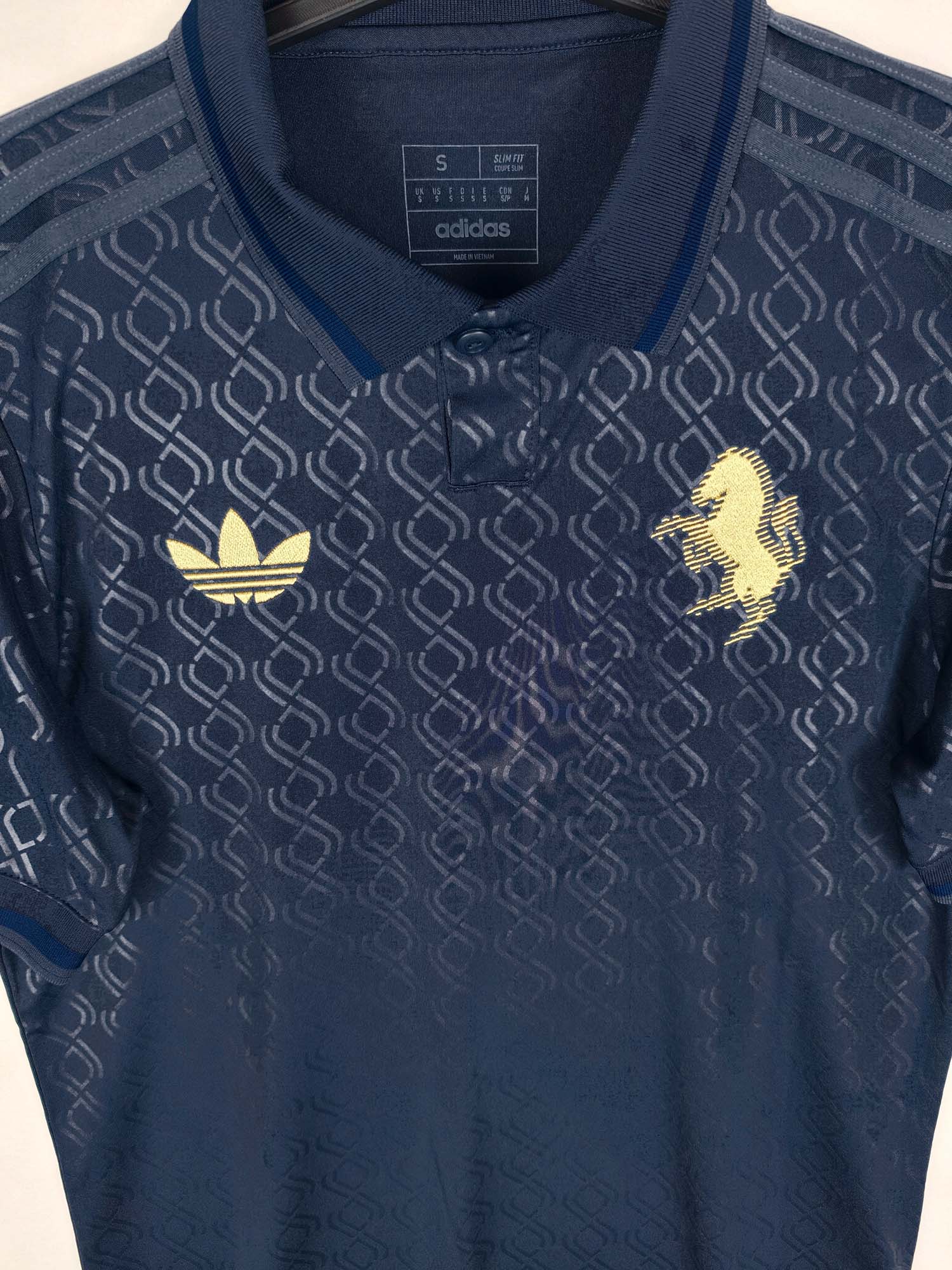 2024-25 Juventus derde shirt Koopmeiners #8