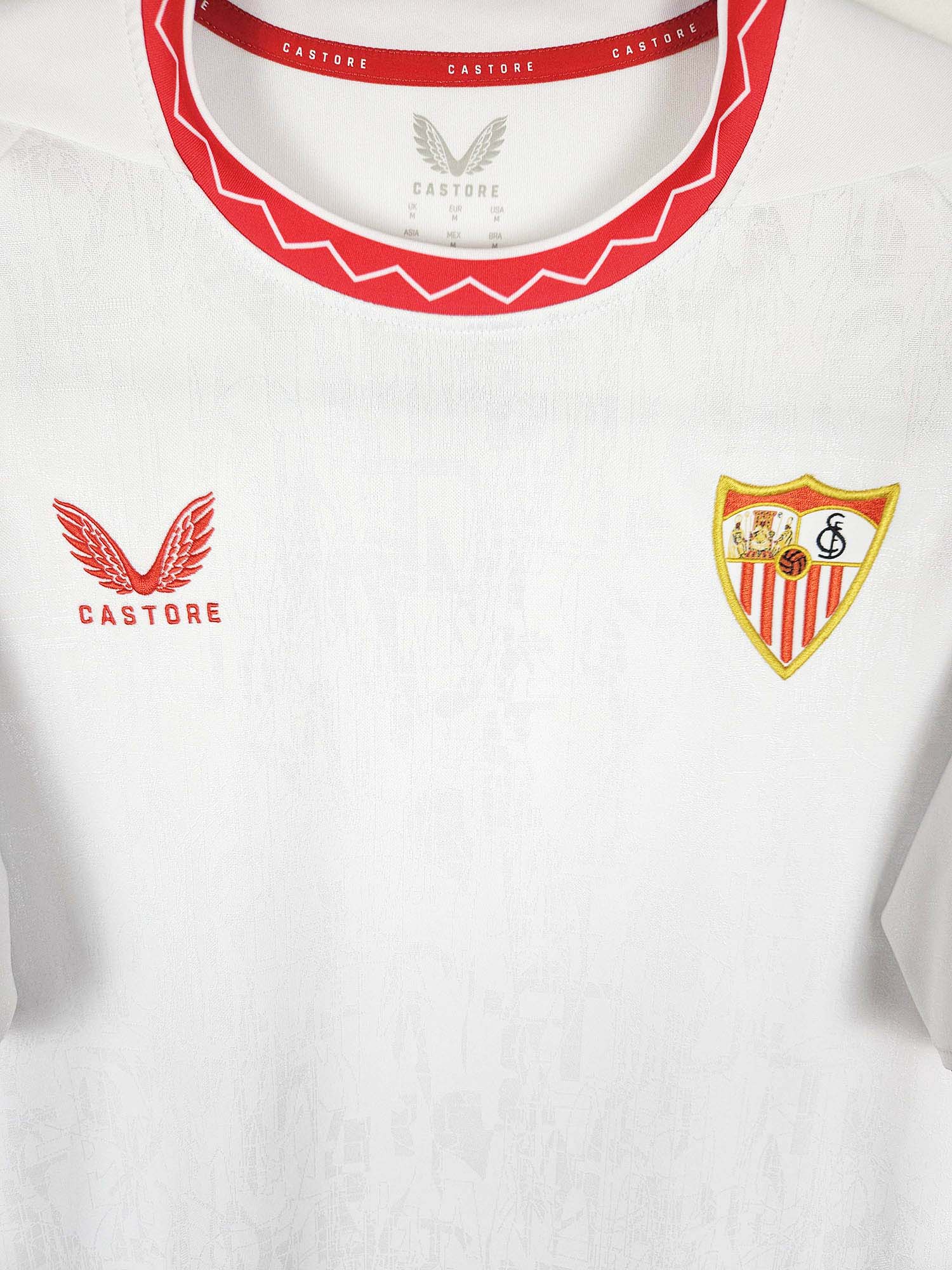 2024-25 Sevilla thuisshirt