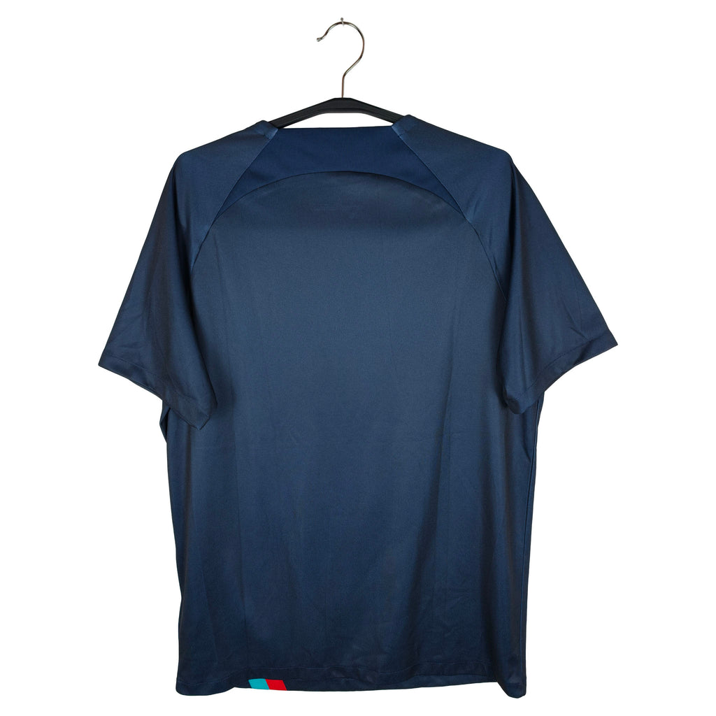 2022-23 Barcelona pre-matchshirt