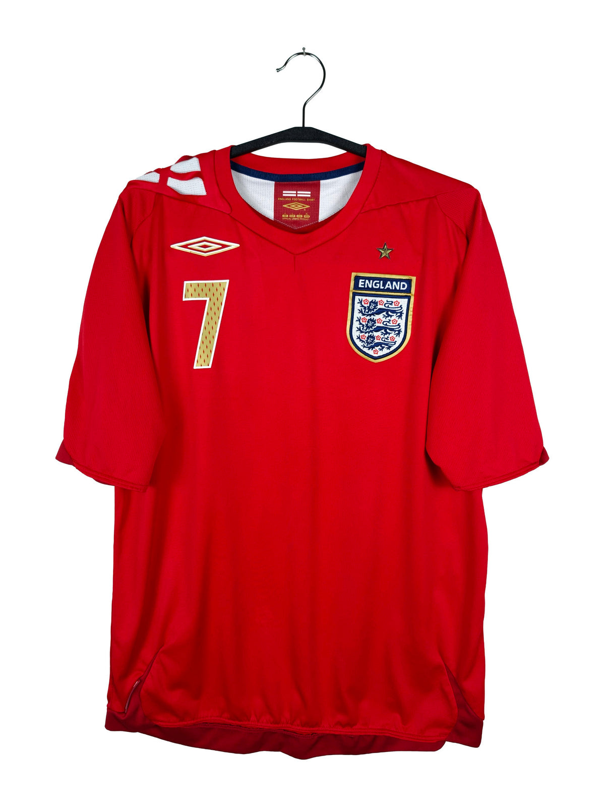 2006-08 England Away Shirt Beckham #7 - front view