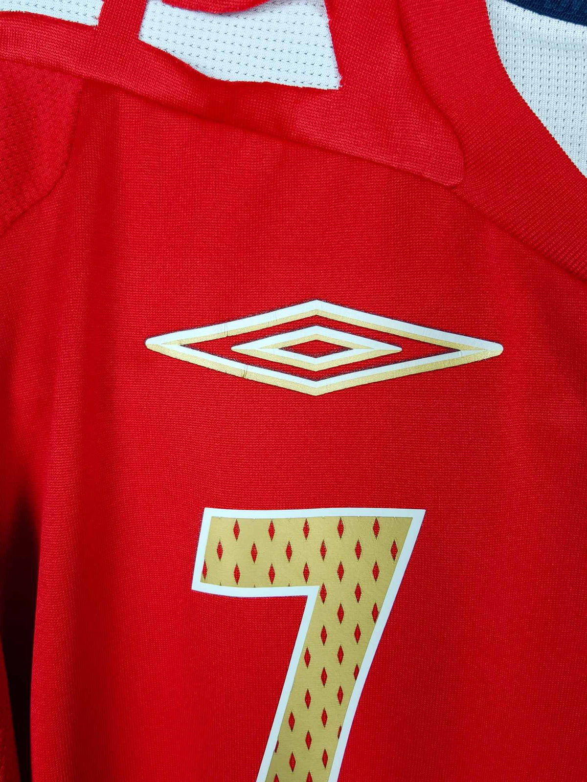 2006-08 England Away Shirt Beckham #7 - detailed view