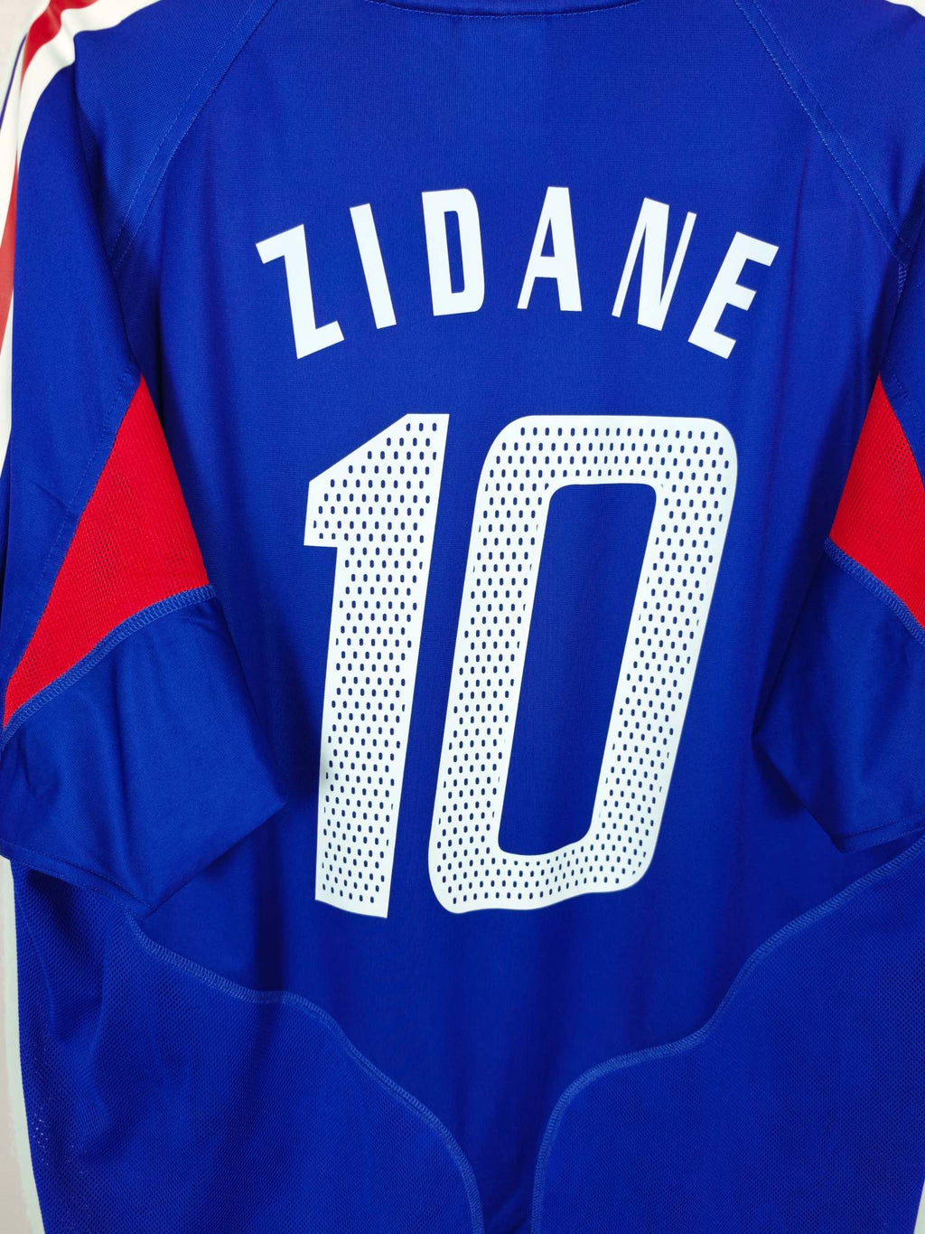2004-06 France Home Shirt Zidane #10 - detailed view