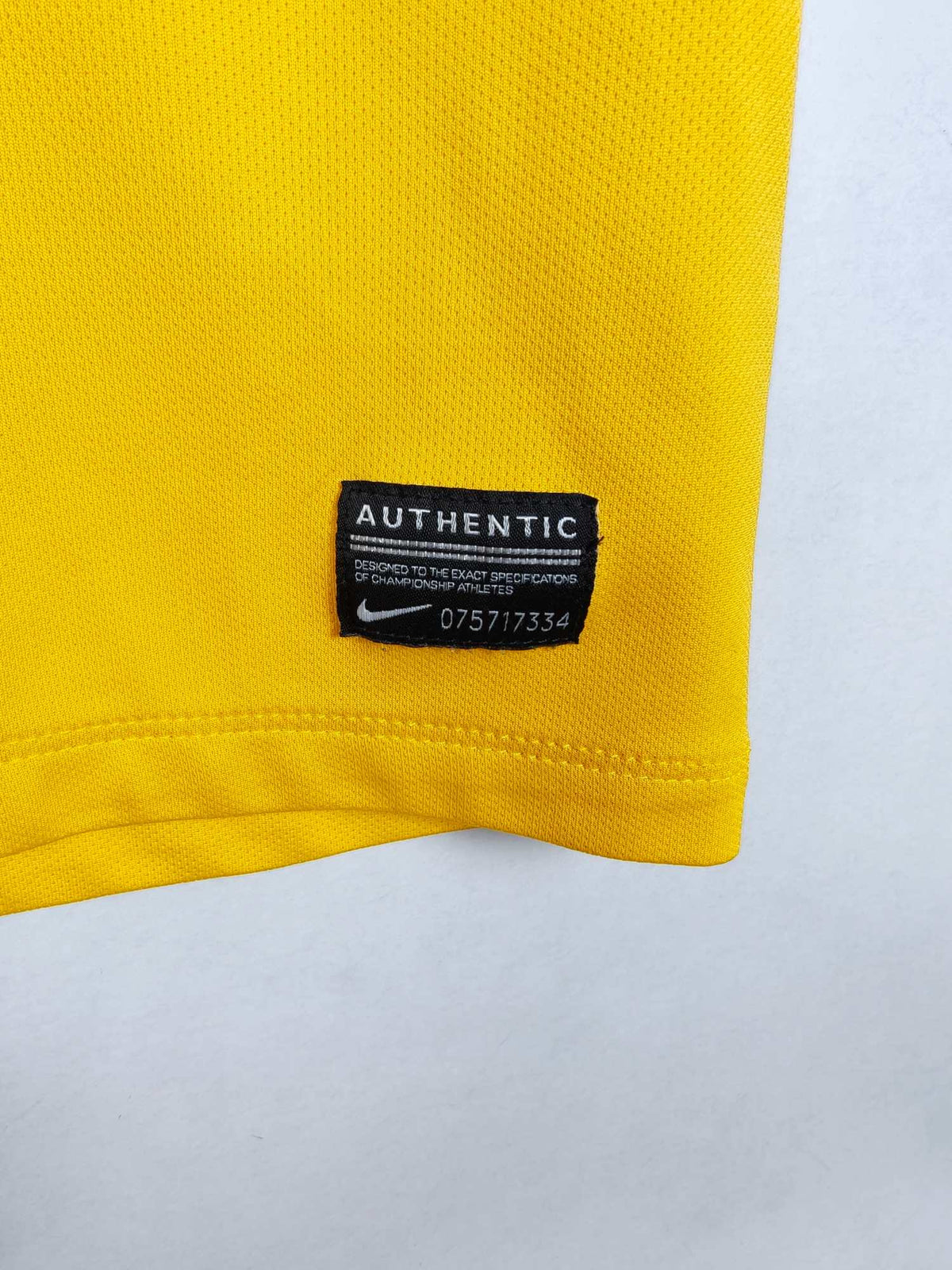 2013-14 Juventus uitshirt Tevez #10 - detailfoto
