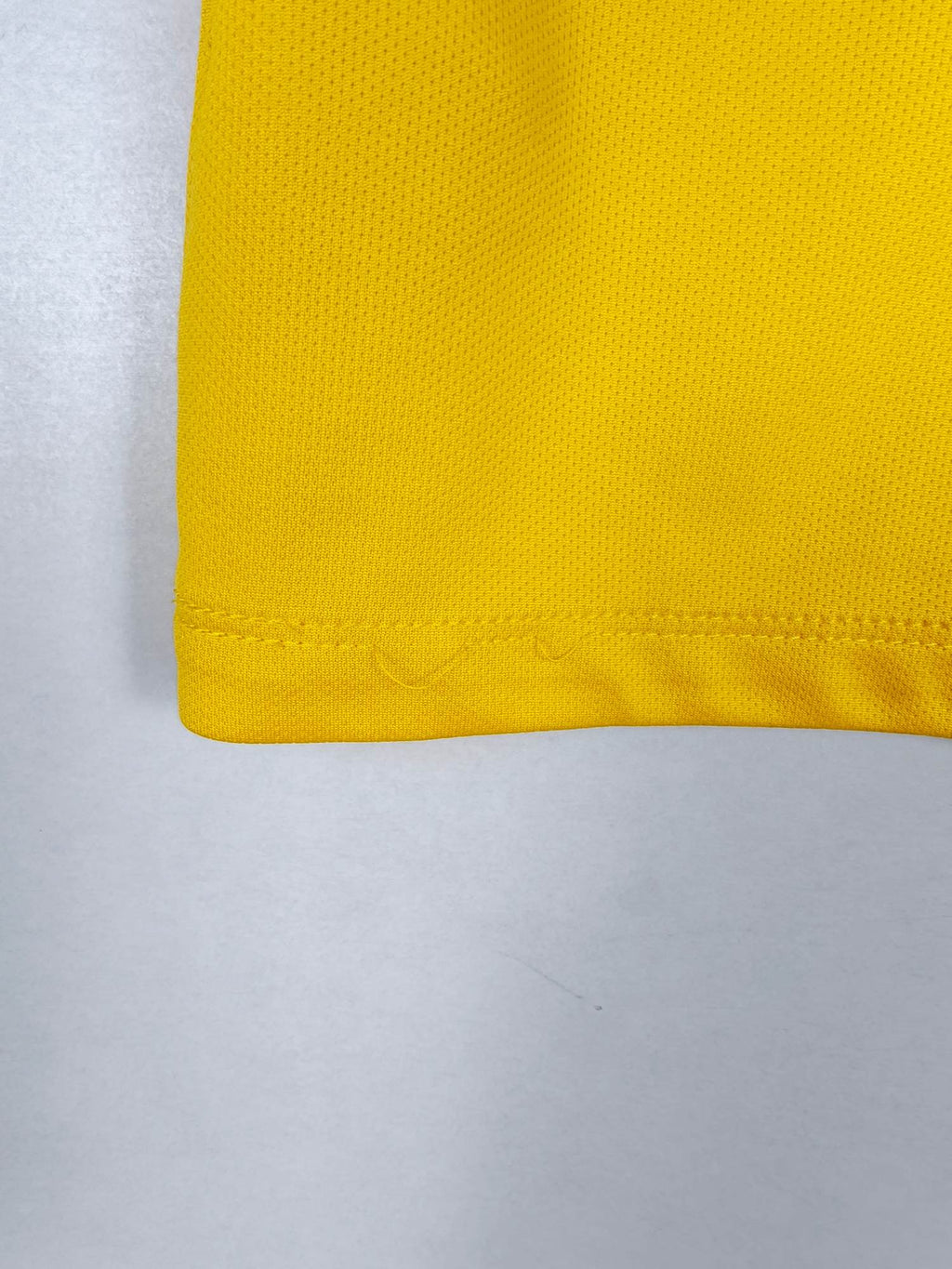2013-14 Juventus uitshirt Tevez #10 - detailfoto