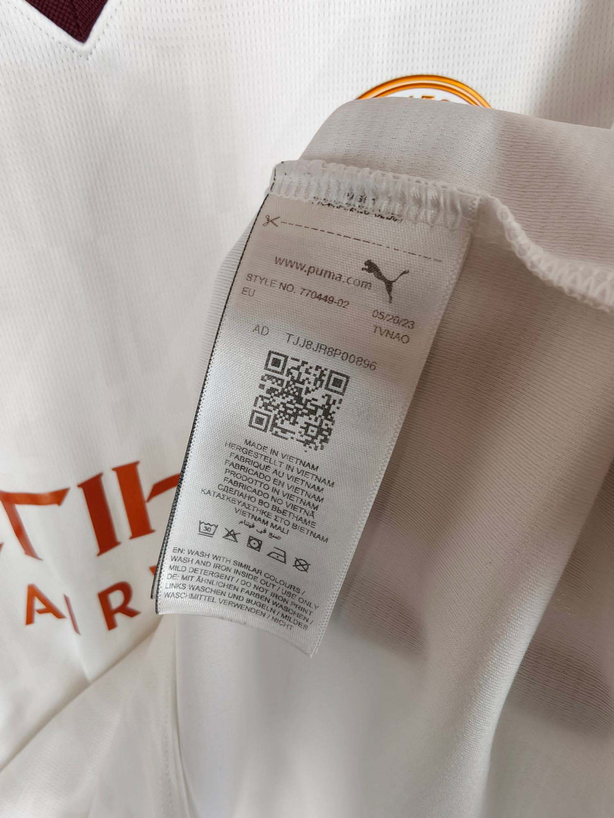 2023-24 Manchester City Away Shirt - detailed view