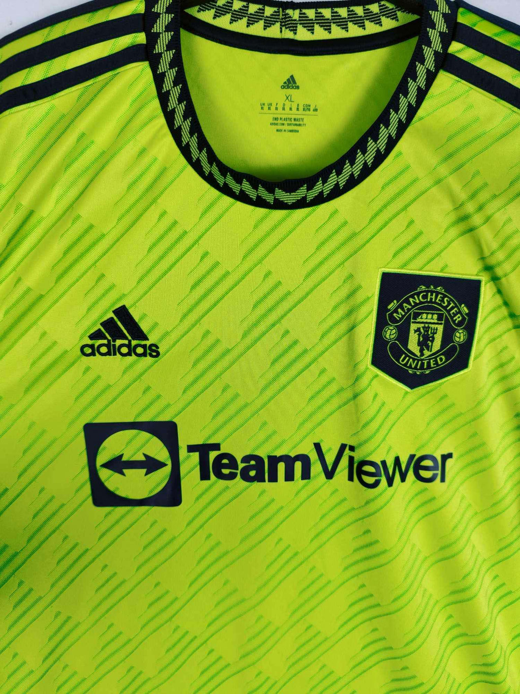 2022-23 Manchester United Third Shirt - detailed view