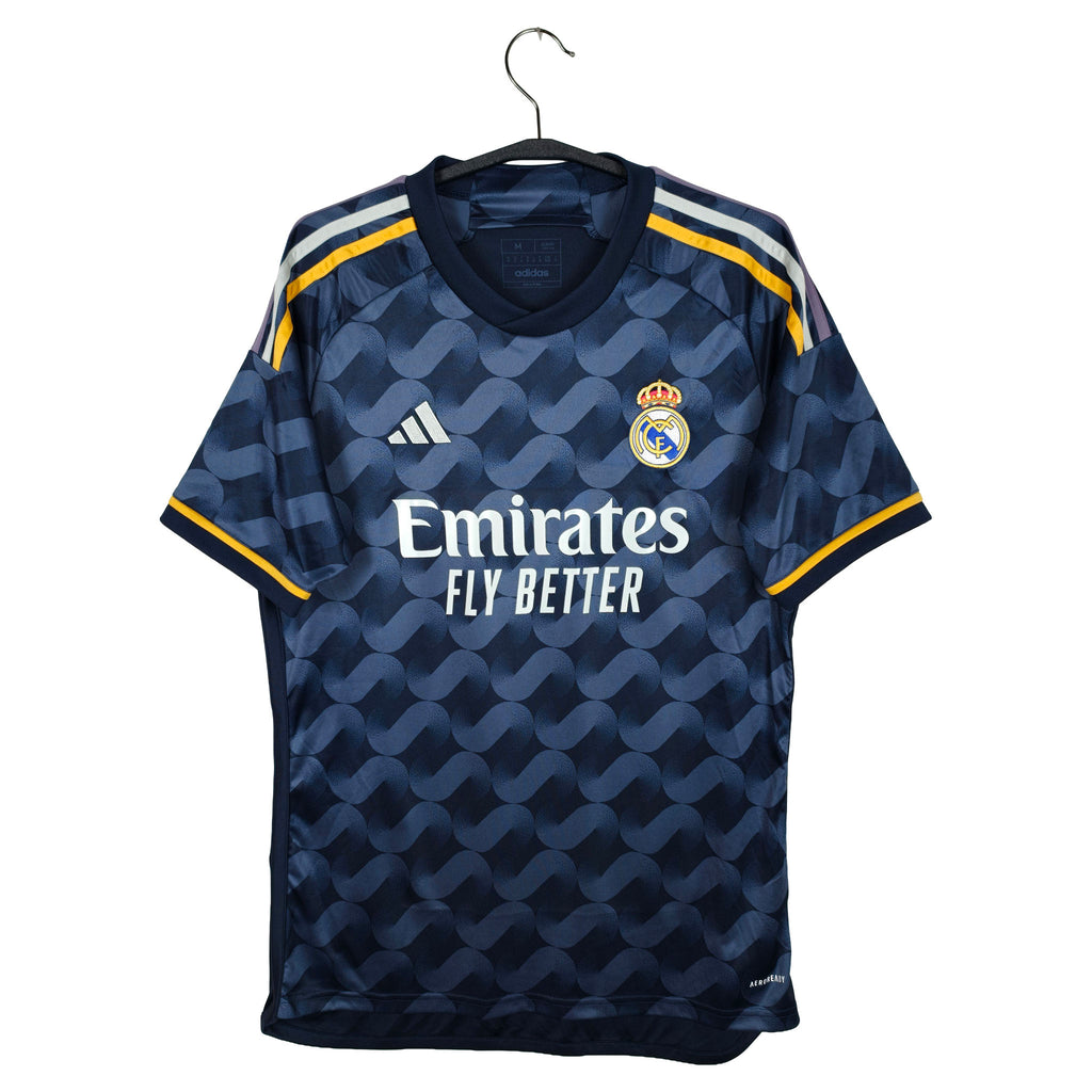 2023-24 Real Madrid uitshirt - voorkant