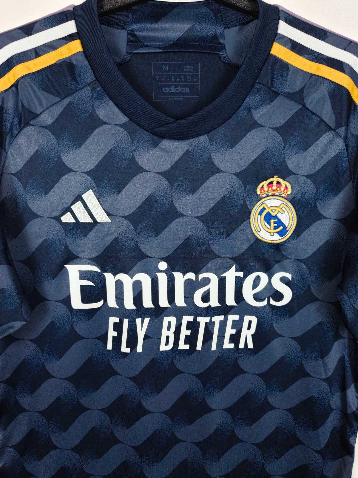 2023-24 Real Madrid uitshirt - detailfoto