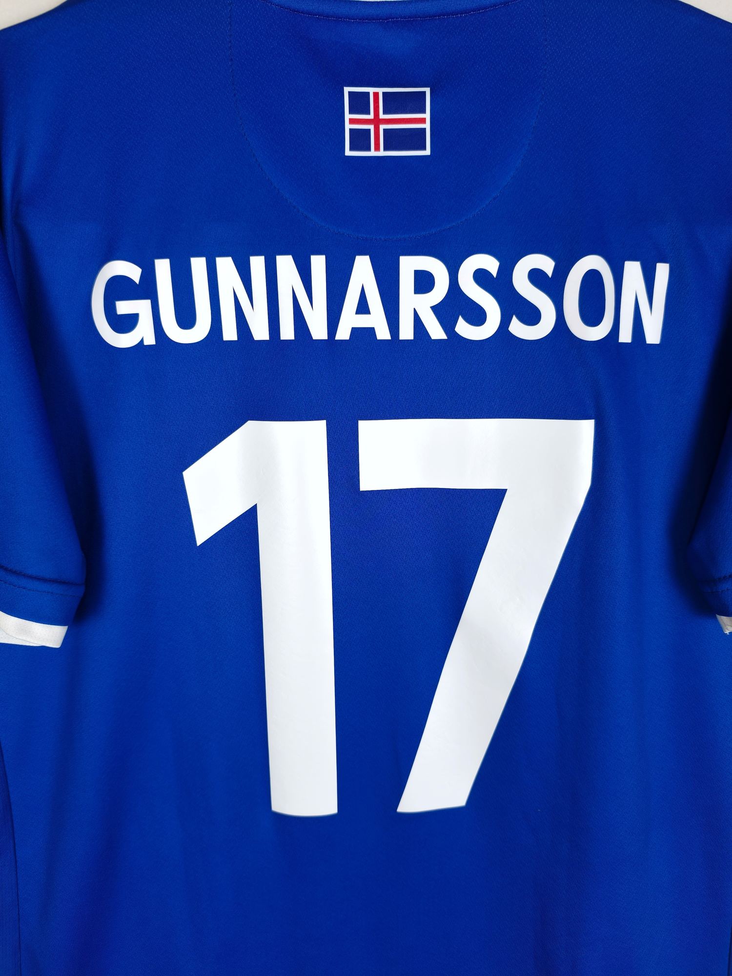 2016-18 IJsland thuisshirt Gunnarsson #17