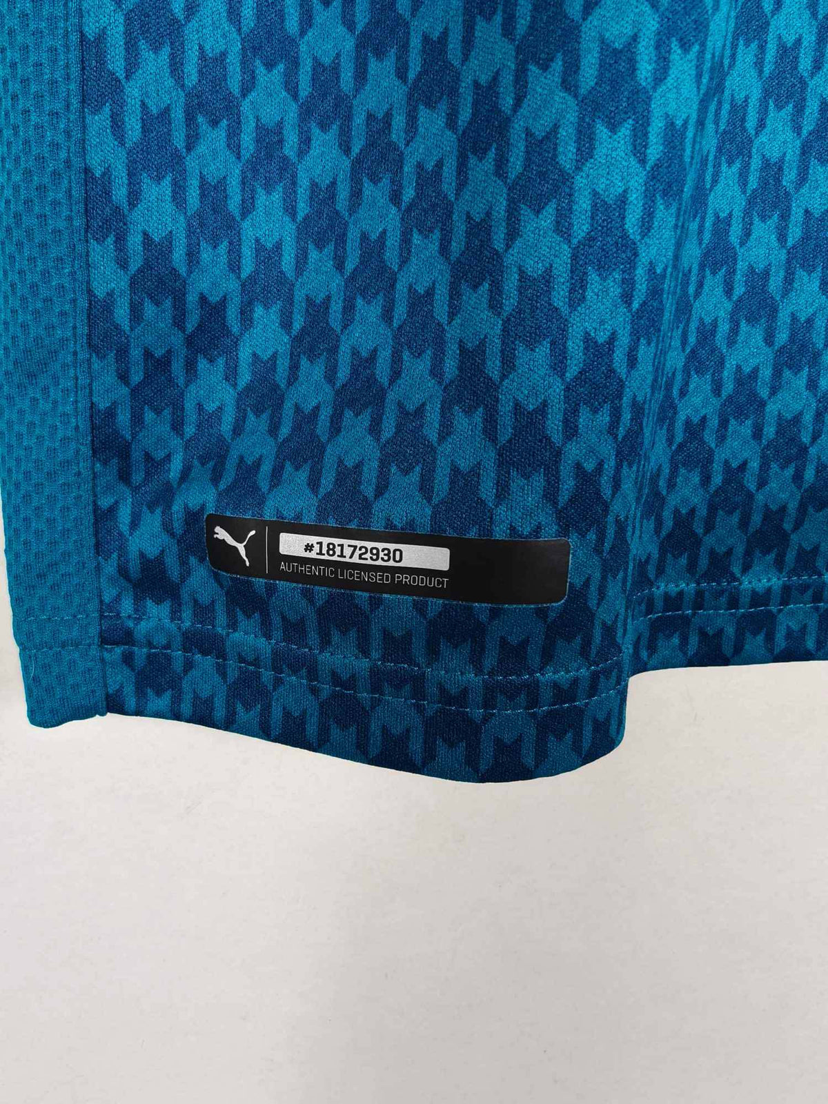 2020-21 AC Milan Third Shirt Ibrahimović #11 - detailed view