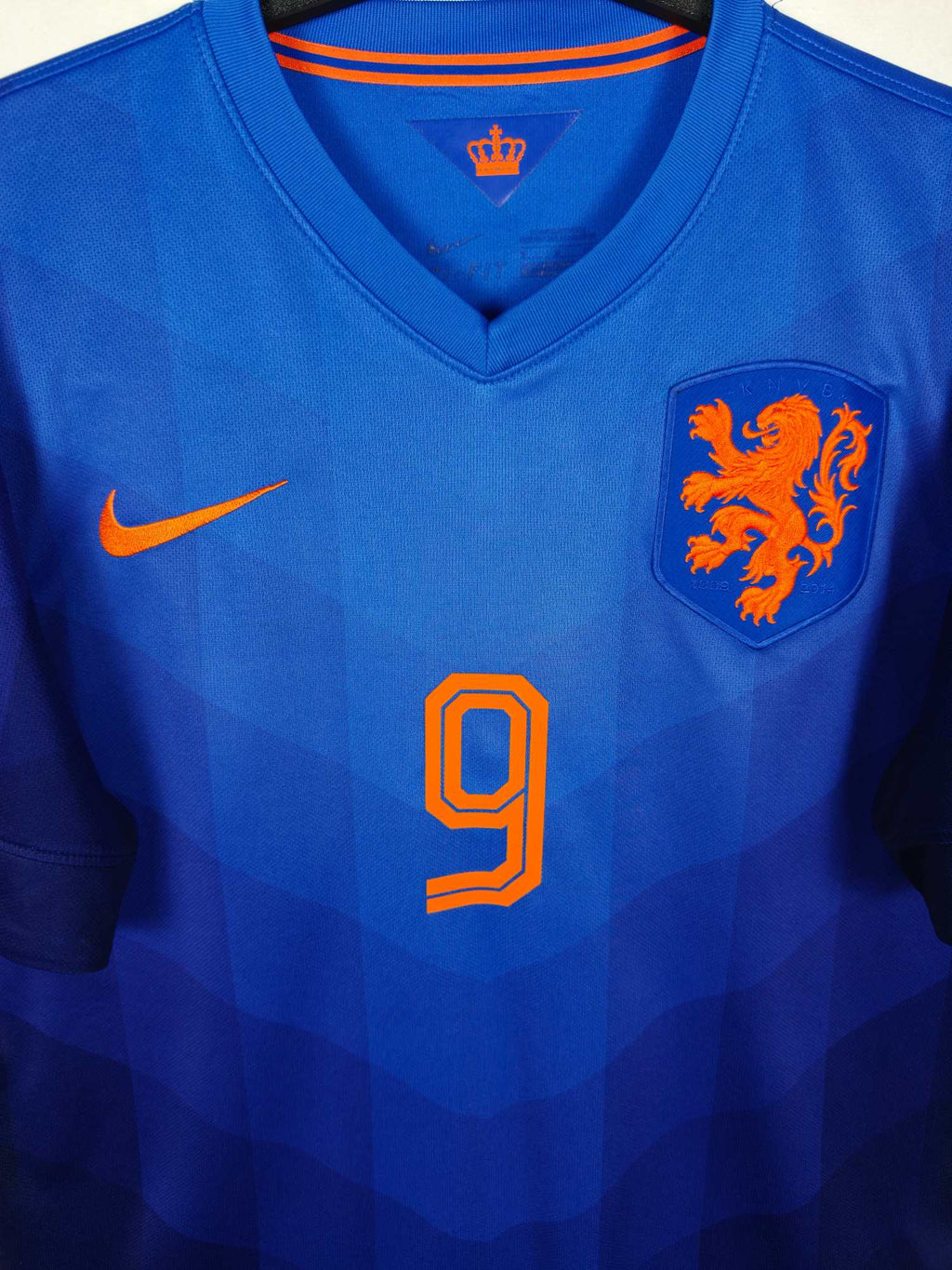 2014-15 Netherlands Away Shirt V. Persie #9 - detailed view