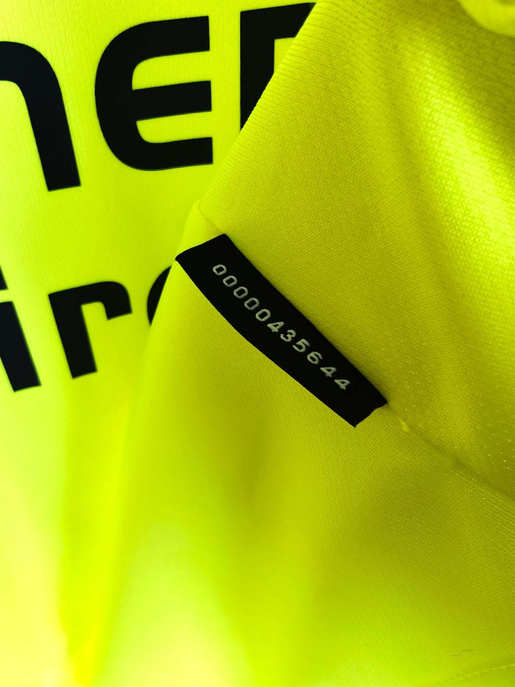 2018-19 PSV Goalkeeper Shirt - detailed view