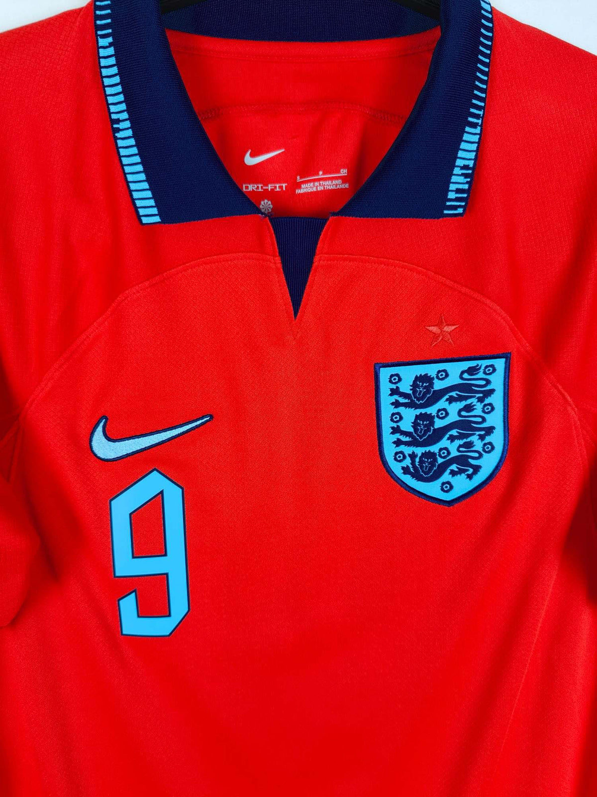 2022-23 England Away Shirt Kane #9 - detailed view