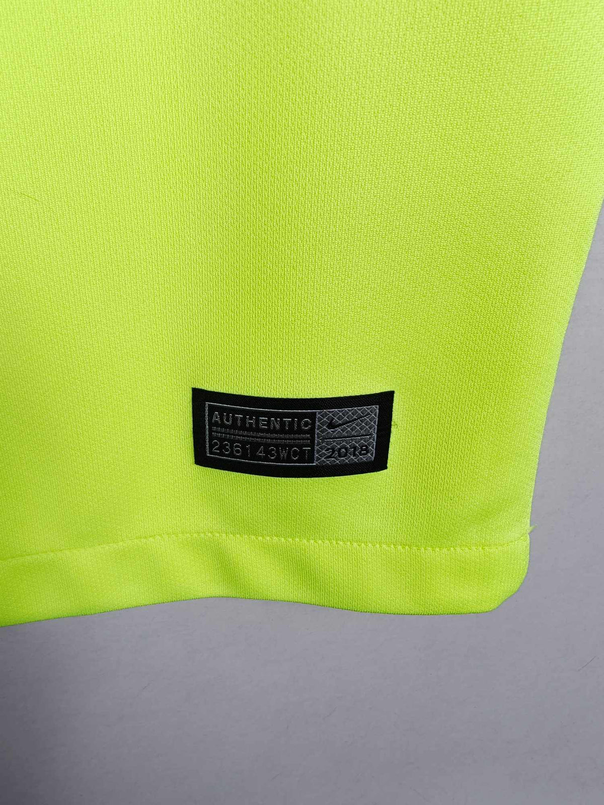 2018-19 Barcelona Away Shirt Messi #10 - detailed view