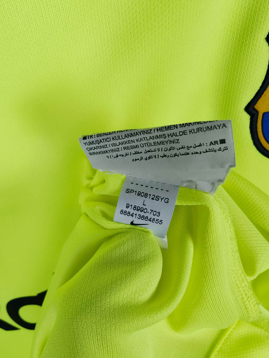 2018-19 Barcelona Away Shirt Messi #10 - detailed view
