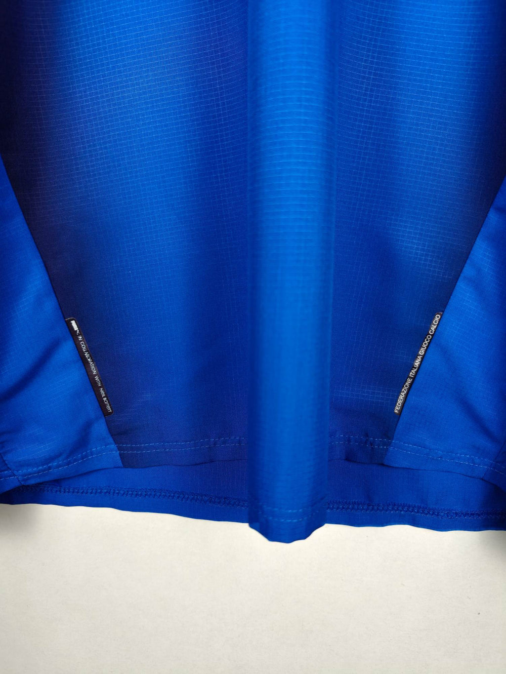 2006 Italy Home Shirt - detailed view