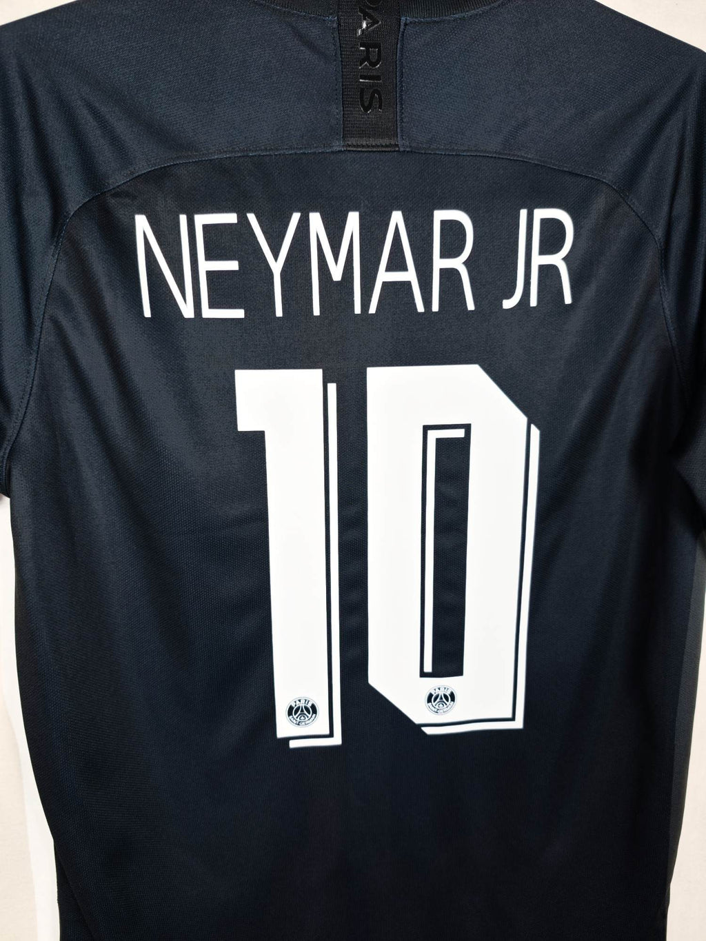 2019-20 Paris Saint-Germain vierde shirt Neymar Jr #10 - detailfoto