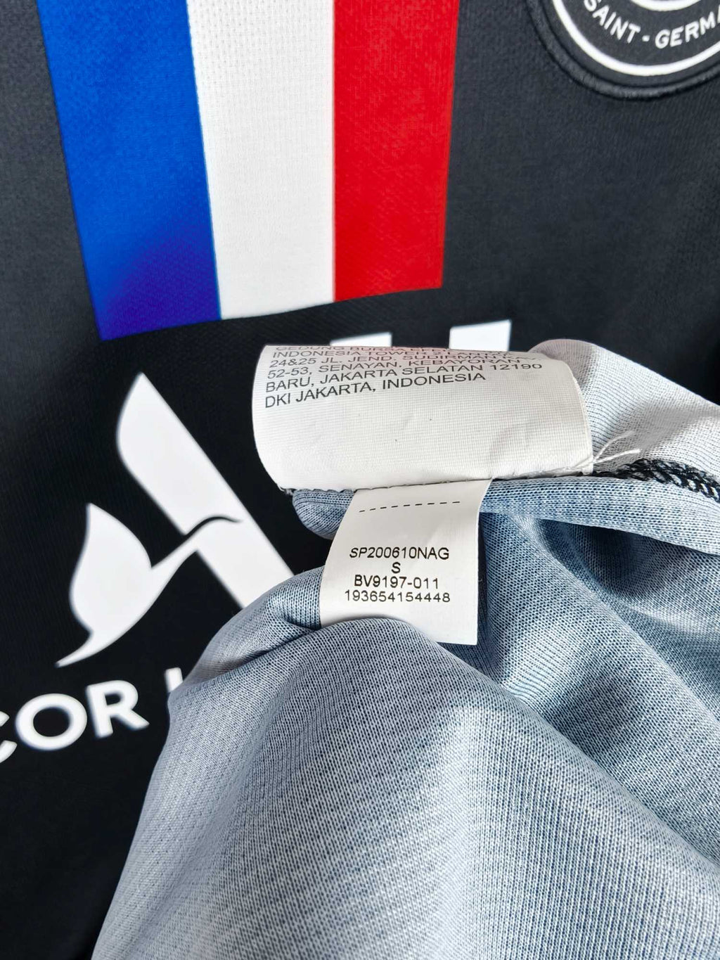 2019-20 Paris Saint-Germain vierde shirt Neymar Jr #10 - detailfoto