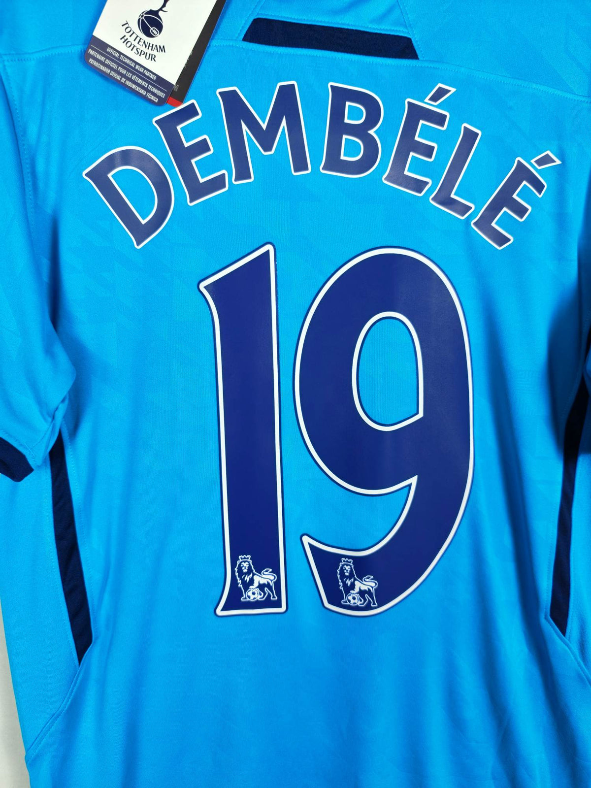 2013-14 Tottenham Hotspur Away Shirt Dembélé #19 - detailed view