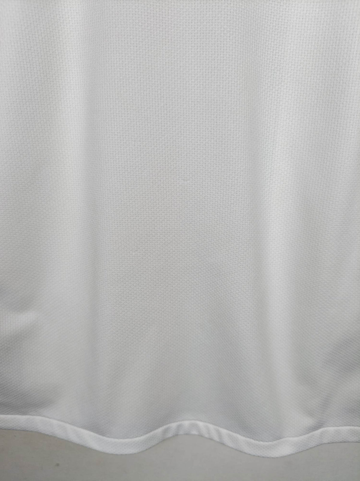 2010-11 Portugal Away Shirt - detailed view