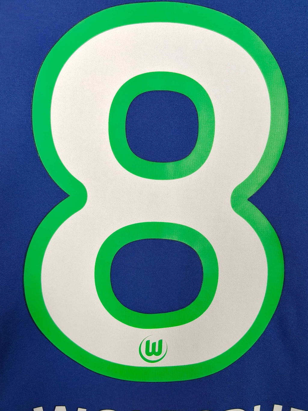 2014-15 Wolfsburg Third Shirt Vierinha #8 - detailed view