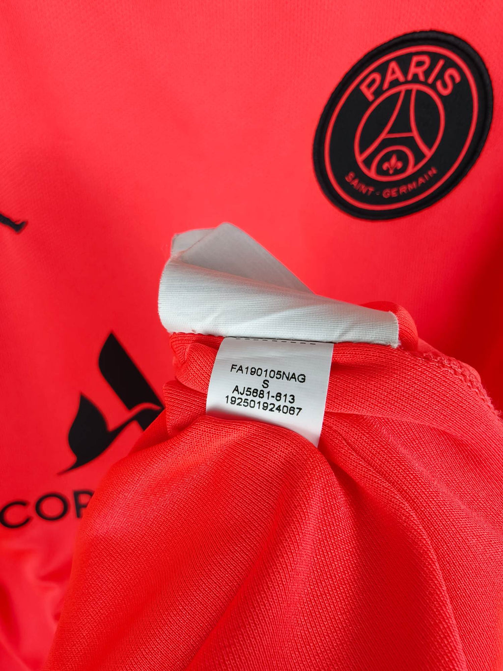 2019-20 Paris Saint-Germain Away Shirt Mbappé #7 (LS) - detailed view