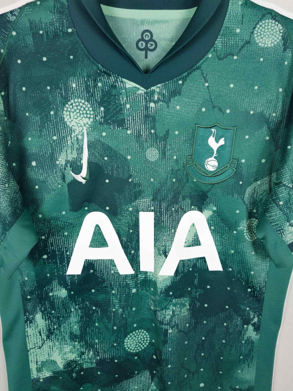 2024-25 Tottenham Hotspur Third Shirt van de Ven #37 - detailed view
